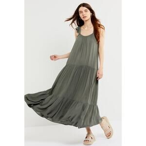 BB Dakota Tiered Ruffled Sleeveless Scoop Neck Maxi Maternity Dress Green L
